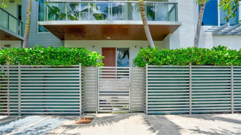 545 SW 11th St 105, Miami, Florida, United States. - Photo 2