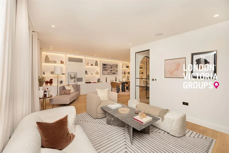 Buckingham Mews, London, London, England, United Kingdom. - Photo 7