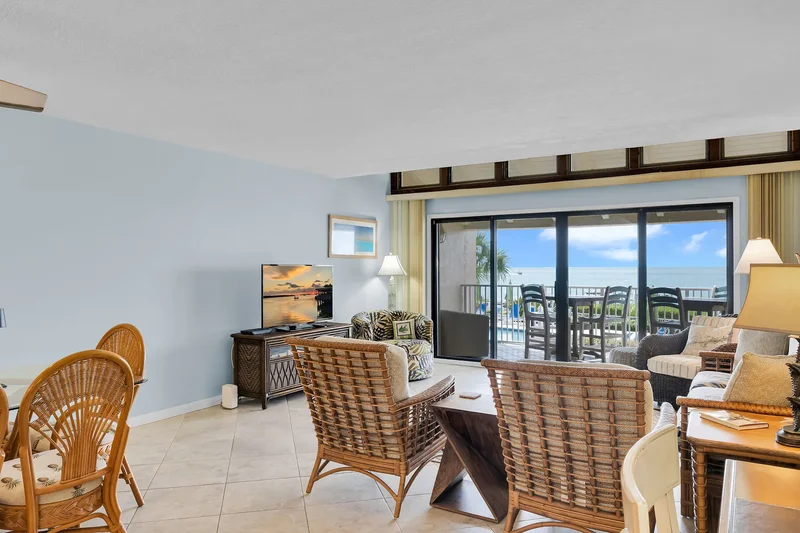 1133 W Ocean Drive #6, Key Colony Beach, FL 33051, Key Colony Beach, Florida, United States. - Photo 18