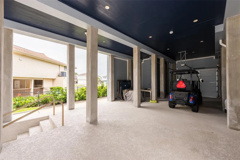 1311 Oahu Drive, Galveston, Texas, United States. - Photo 29