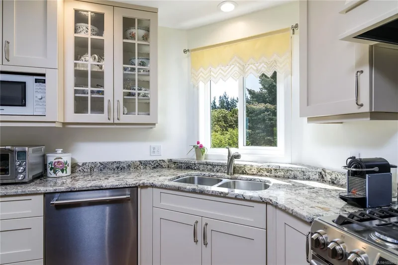 4910 Rocky Point Rd, Metchosin, British Columbia, Canada. - Photo 36