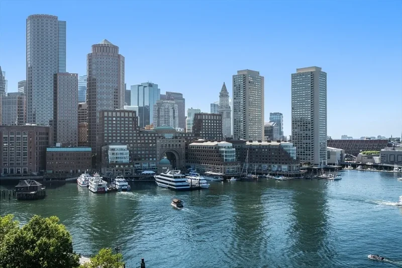 22 Liberty Drive Unit U9M, Boston, MA 02210, Boston, Massachusetts, United States. - Photo 11
