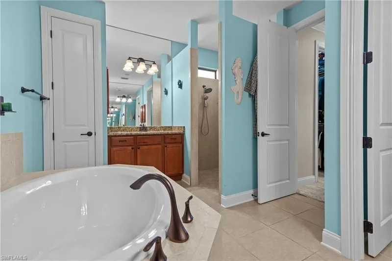 2127 SE 17th PL, CAPE CORAL, FL 33990, Cape Coral, Florida, United States. - Photo 18