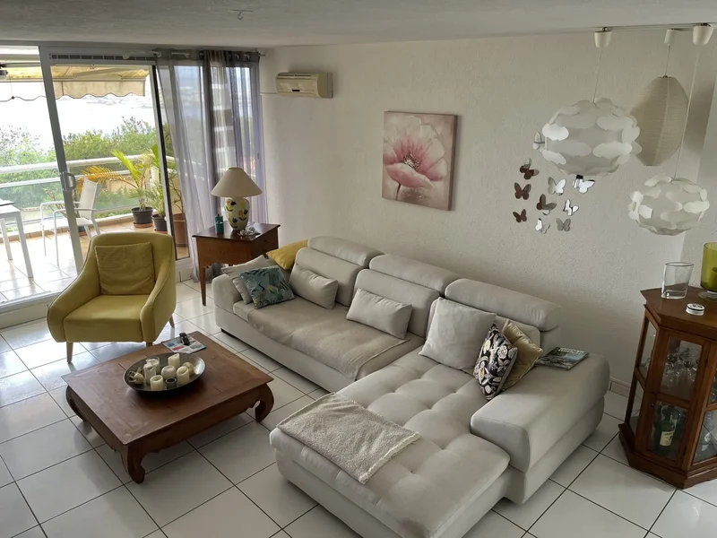 Pamatai Apartment