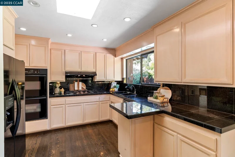 275 Gil Blas Rd, Danville, California, United States. - Photo 12