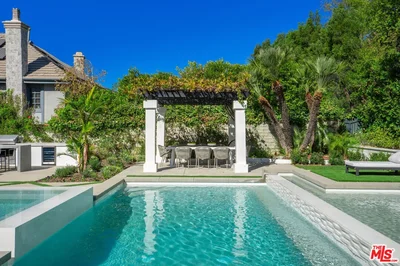 Thumbnail 52