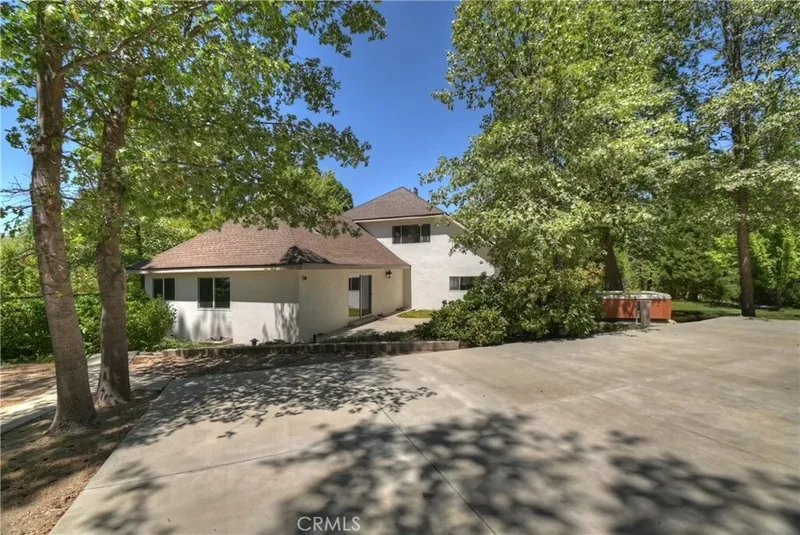 28411 North Shore Road, Lake Arrowhead, CA 92352, Lake Arrowhead, California, United States. - Photo 45