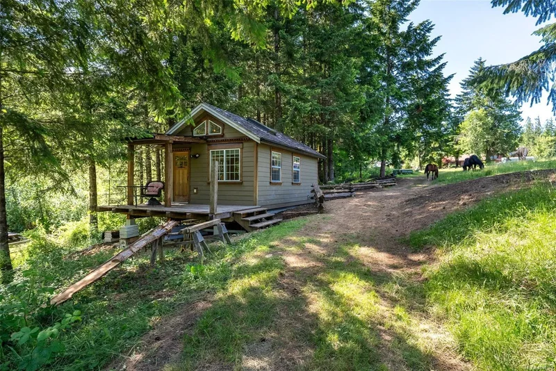 3700 Hankins Rd, Duncan, BC V9L 6T2, Duncan, British Columbia, Canada. - Photo 35