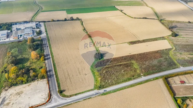 Terreno in vendita a Viadana