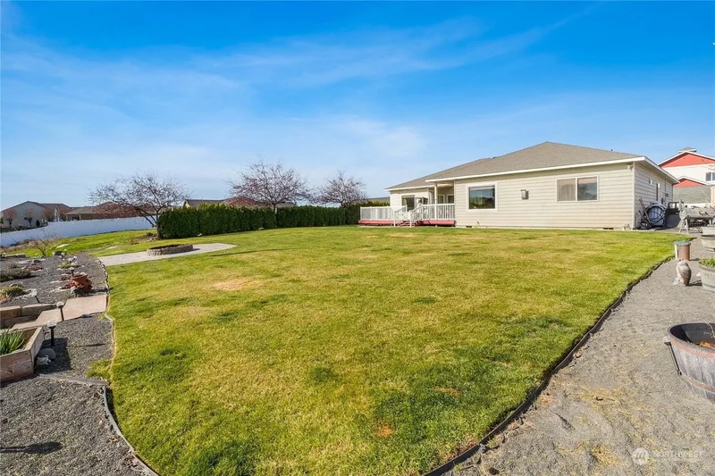 2873 NE Wild Goose Road, Moses Lake, WA 98837, Moses Lake, Washington, United States. - Photo 33