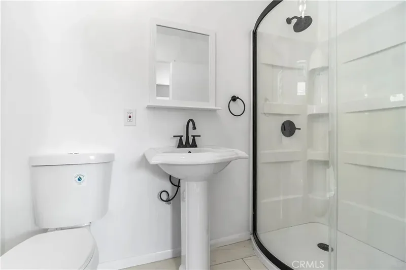 2535 S S Bundy, Los Angeles, California, United States. - Photo 13