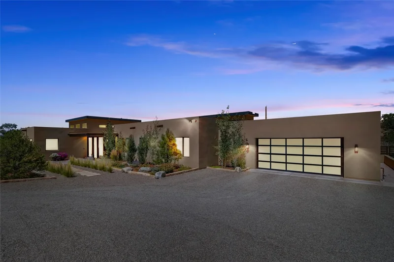 123 E Lupita Road , Santa Fe, NM 87505, Santa Fe, New Mexico, United States. - Photo 66