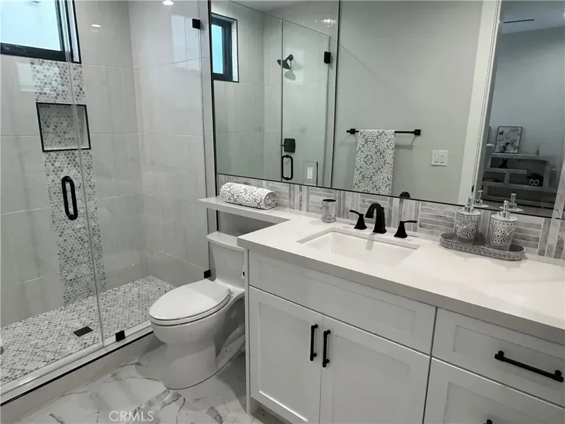 1612 Gates Avenue, Manhattan Beach, California, United States. - Photo 3
