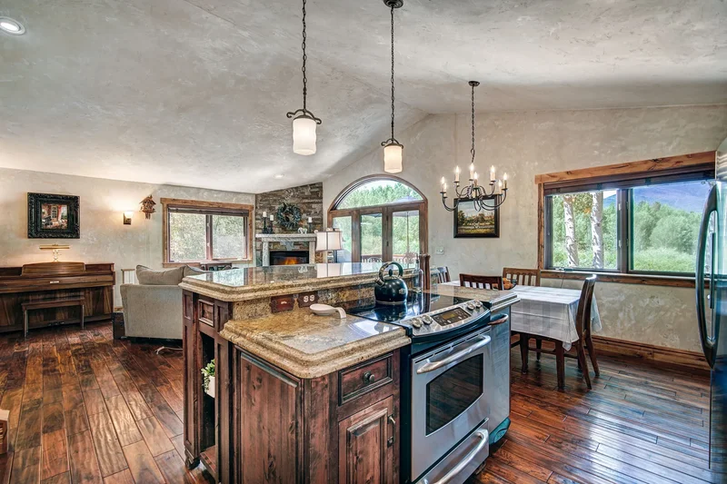 432 Bighorn Circle , Silverthorne, CO 80498, Silverthorne, Colorado, United States. - Photo 13