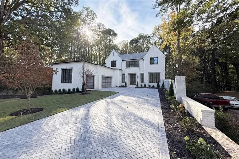 393 Karen Drive, Alpharetta, GA 30009, Alpharetta, Georgia, United States. - Photo 5