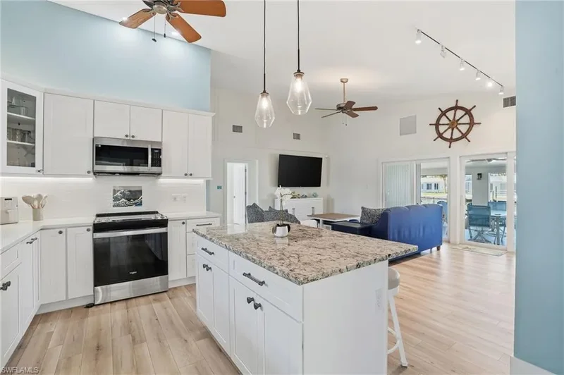 10 Clearview BLVD, Fort Myers Beach, Florida, United States. - Photo 15