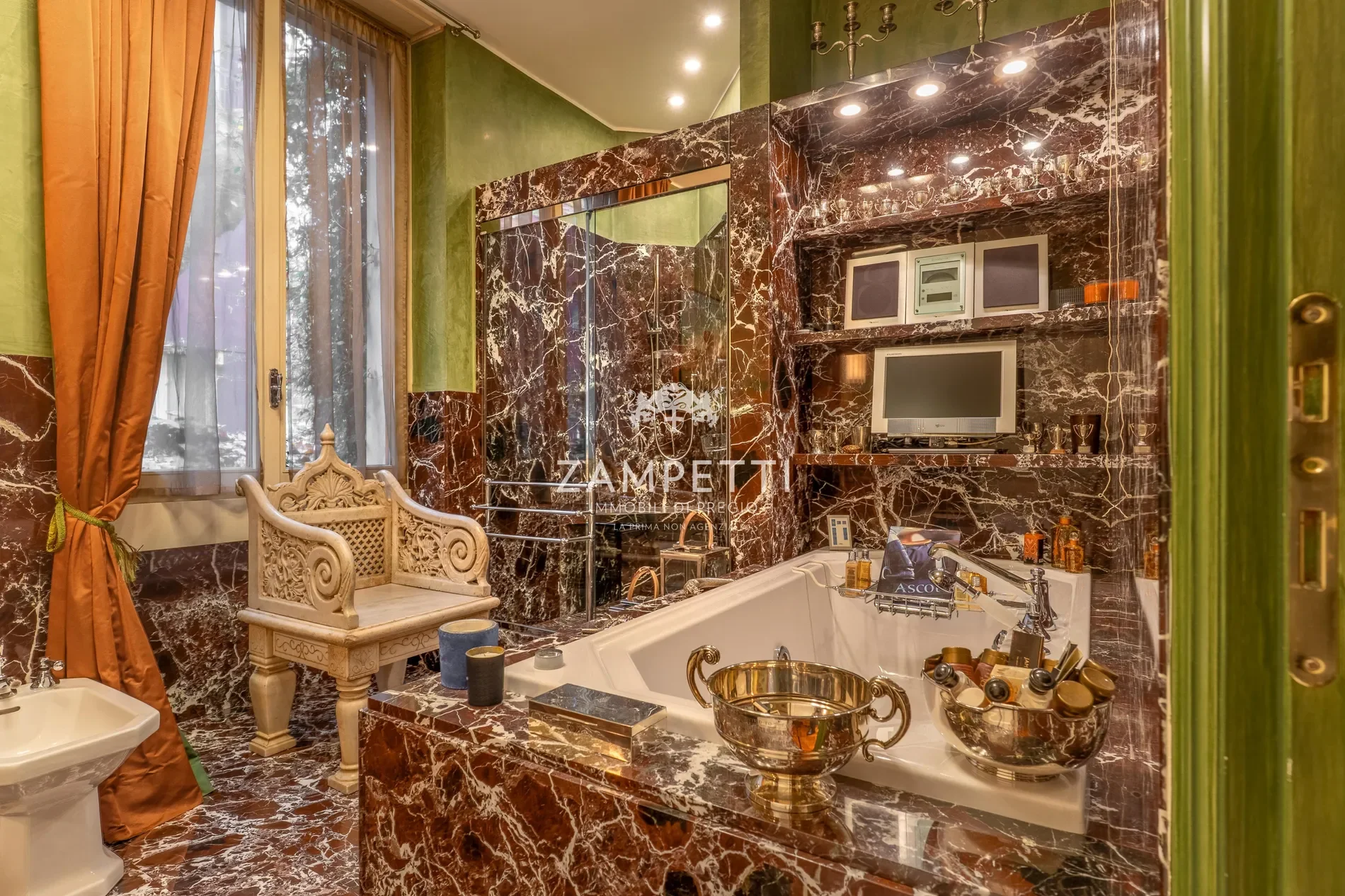 Gallery photo 2