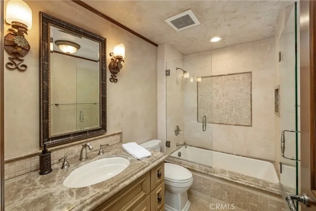 12 Skyridge, Newport Beach, California, United States. - Photo 10