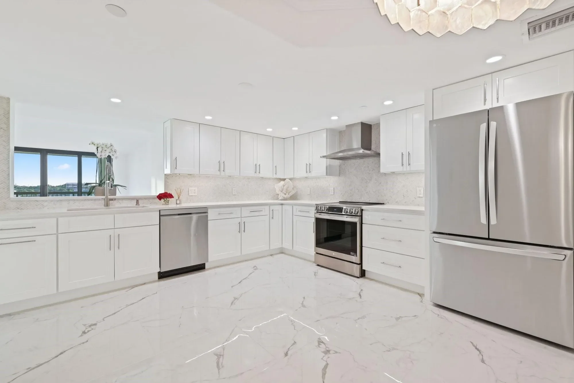 19670 Beach Rd 314, Tequesta, Florida, United States. - Photo 4