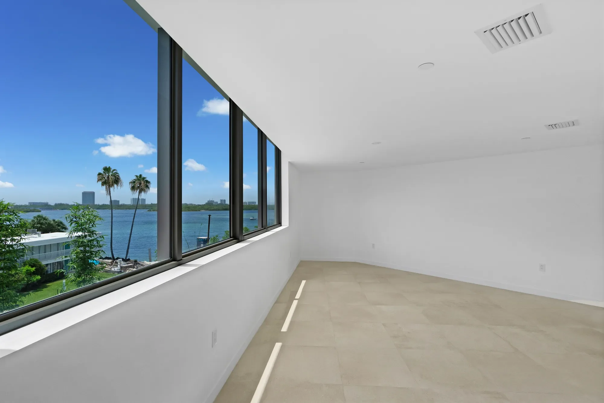Gallery photo 10