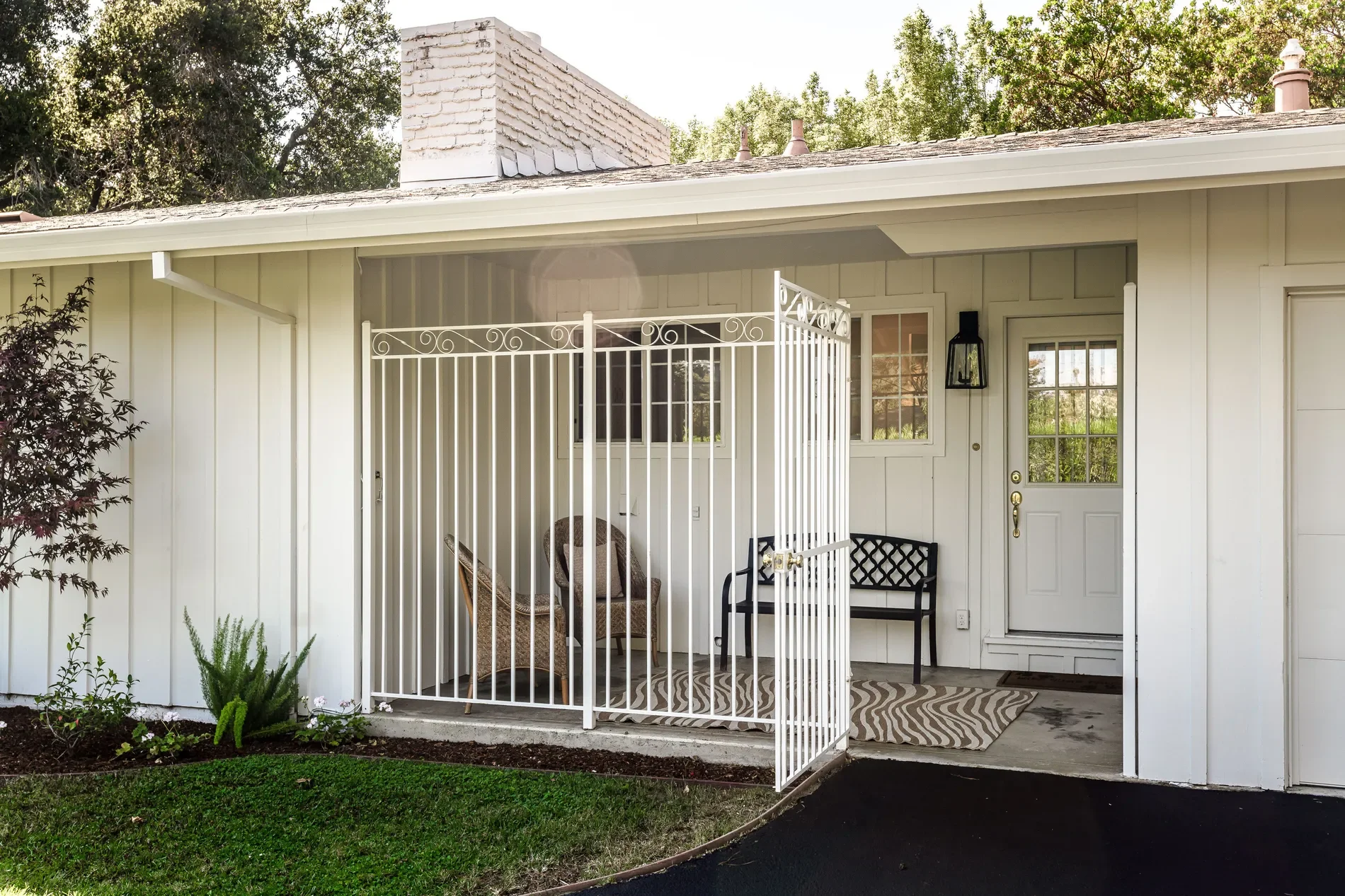 1597 Edgewood Drive , Palo Alto, CA 94303, East Palo Alto, California, United States. - Photo 30