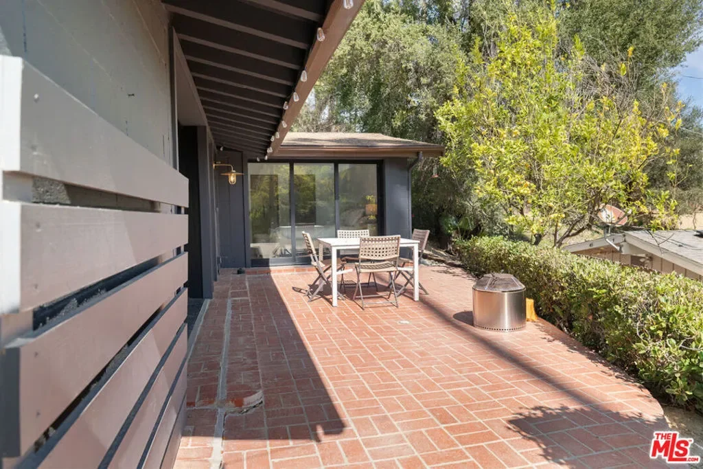 22261 Ybarra Road, Los Angeles, California, United States. - Photo 15