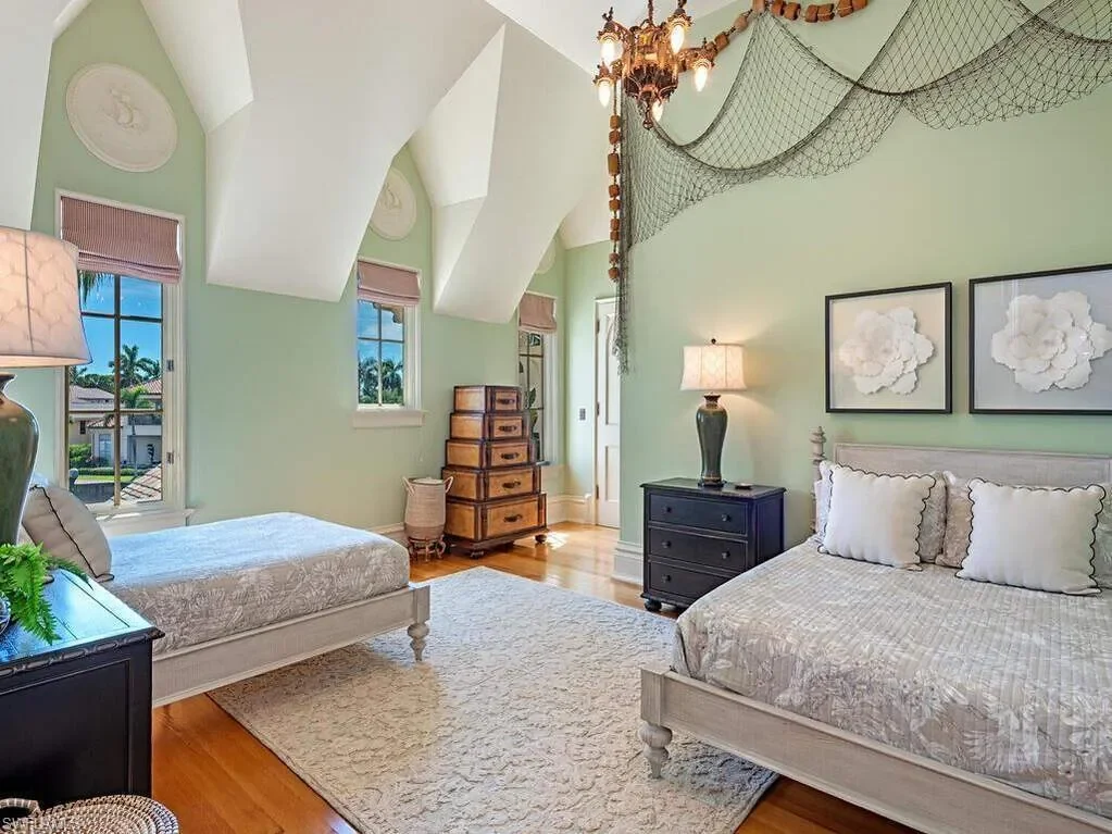 730 21st AVE, Naples, FL, 34102, USA, Naples, Florida, United States. - Photo 26