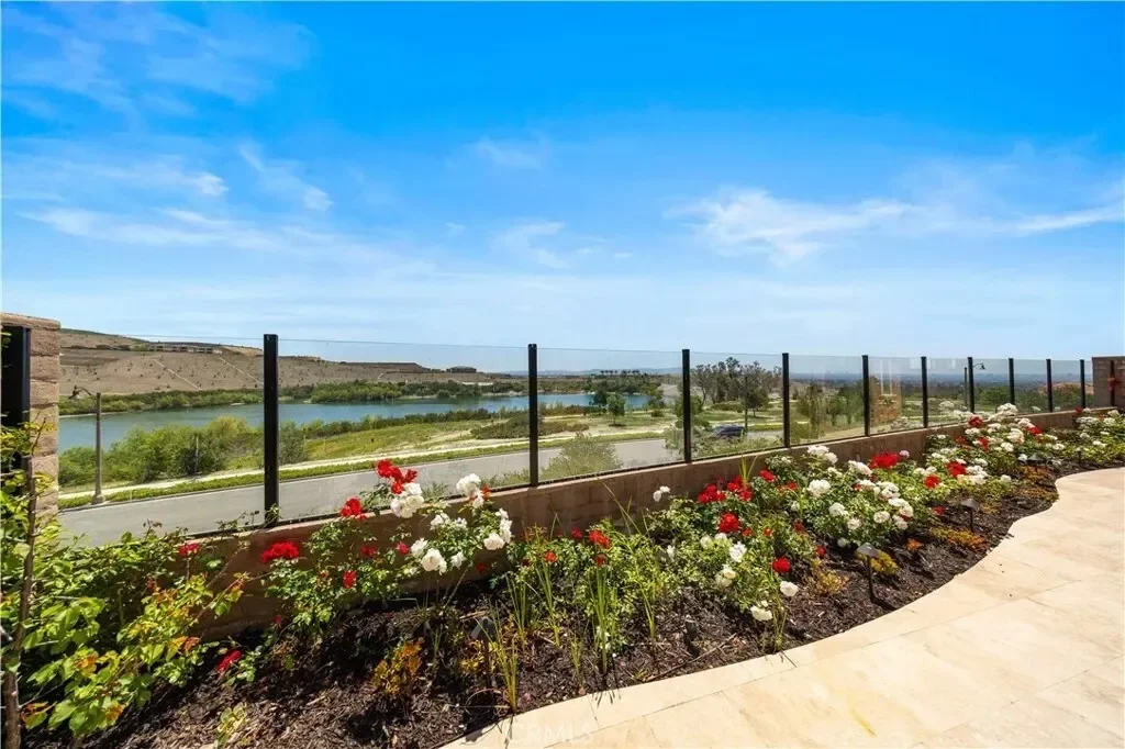 163 Summerland, Irvine, California, United States. - Photo 46