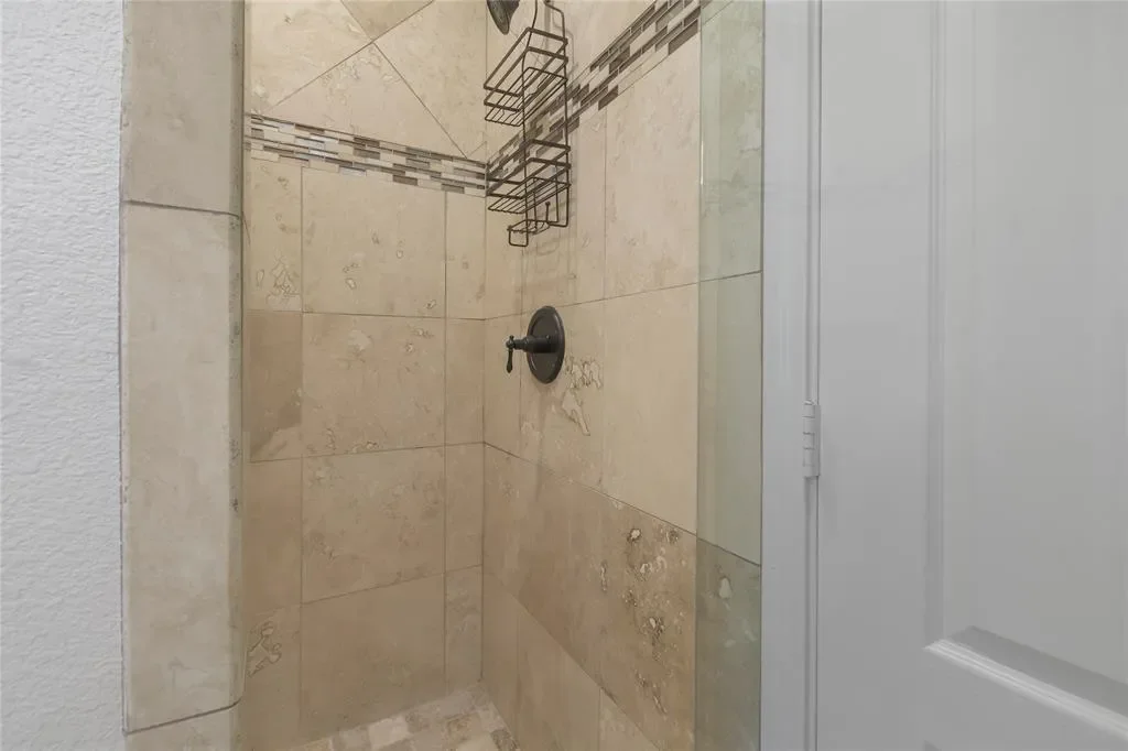 134 Marina Drive, Gun Barrel City, Texas, United States. - Photo 18