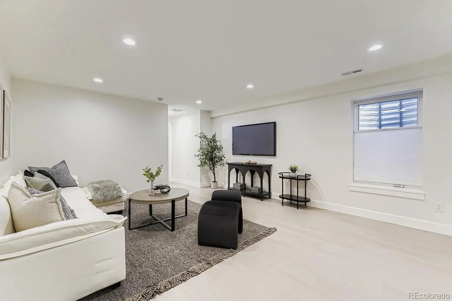 Gallery photo 3