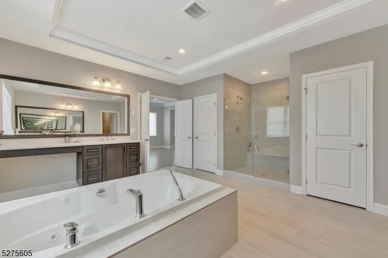 15 Roxbury Rd, Mahwah, New Jersey, United States. - Photo 29