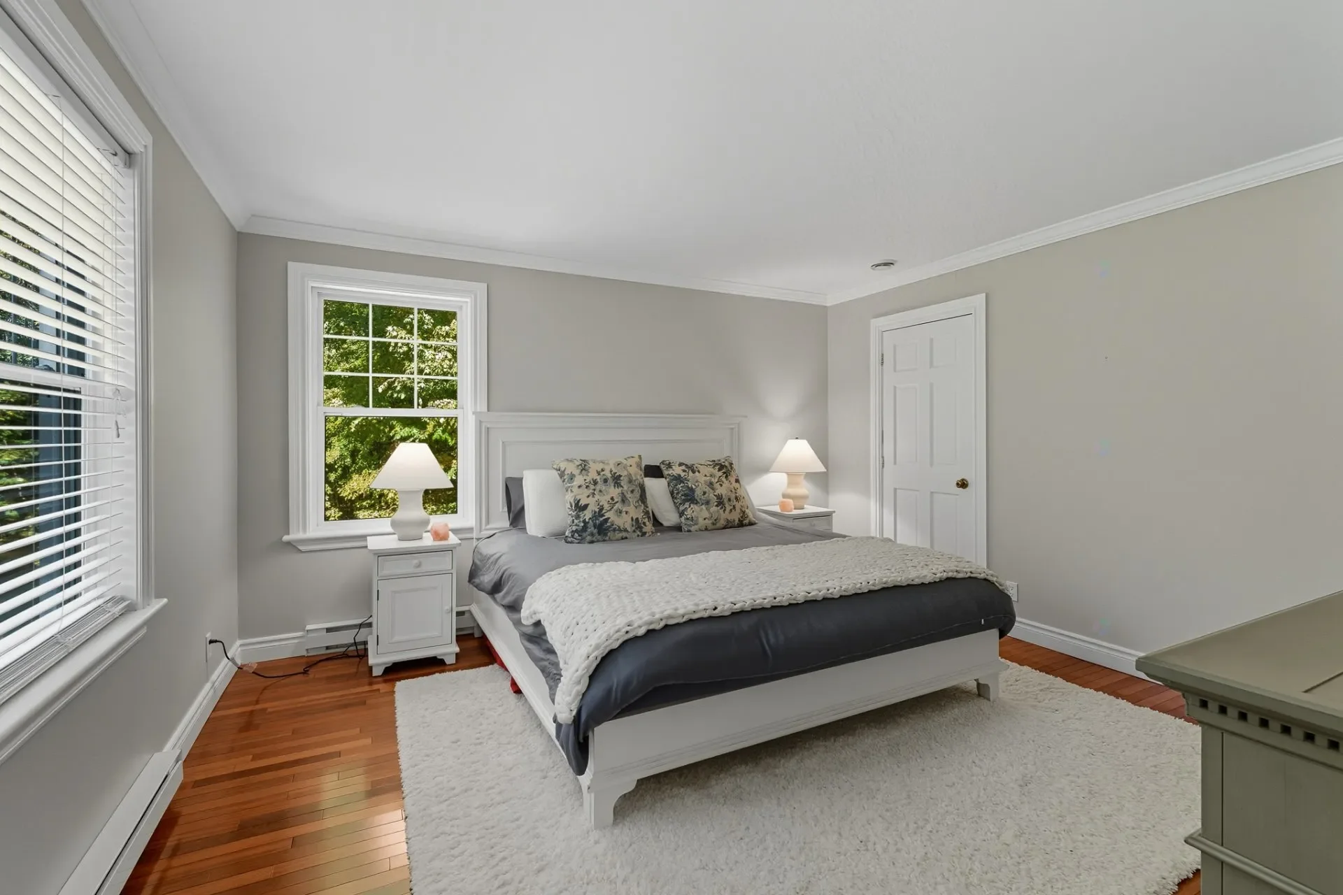 Gallery photo 6