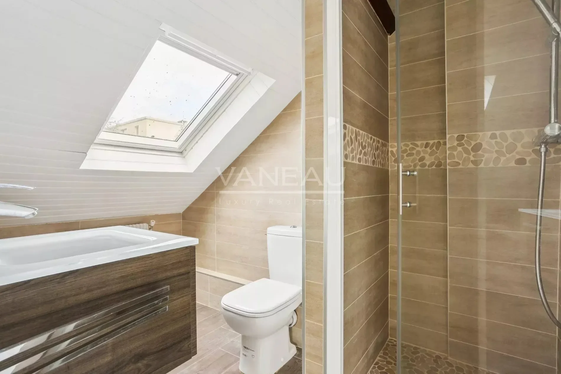 Gallery photo 4