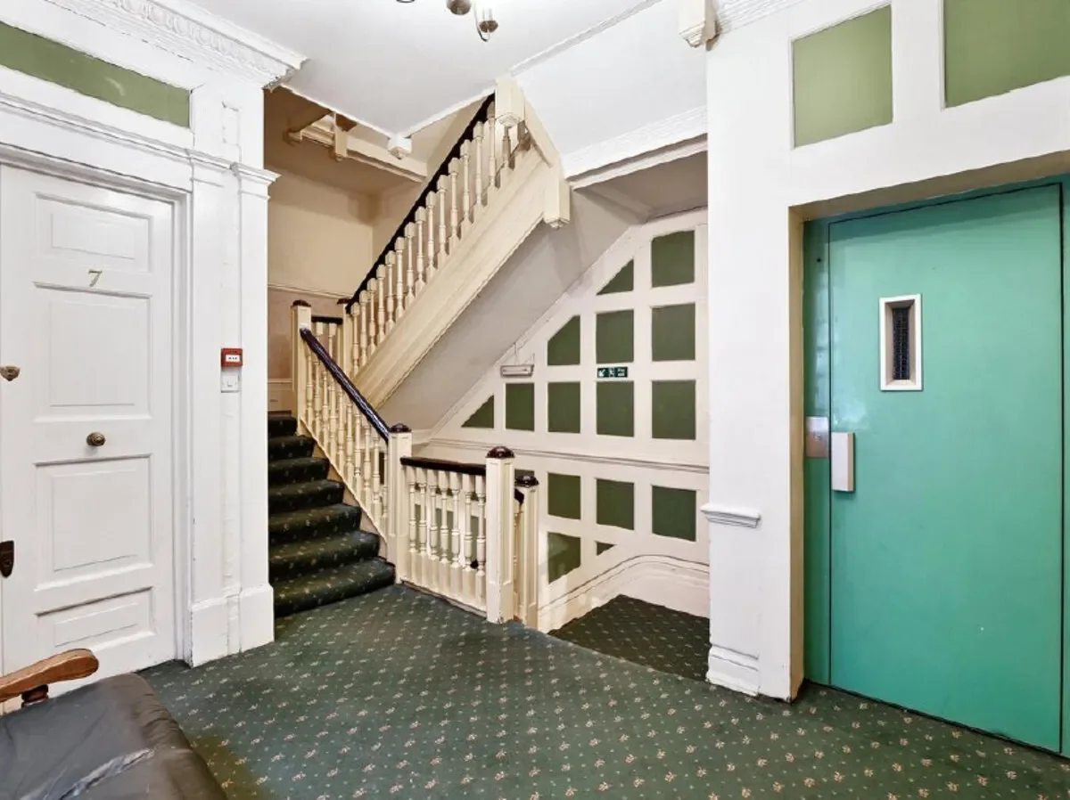 Kensington Court, London, W8, London, England, United Kingdom. - Photo 11