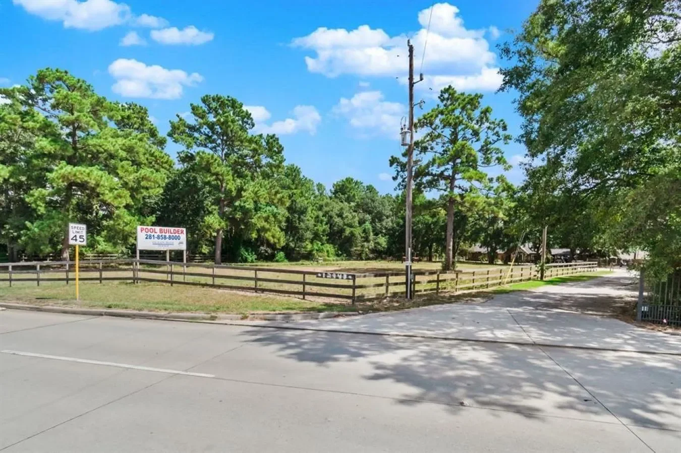 12943 Spring Cypress Road, Tomball, Texas, United States. - Photo 14