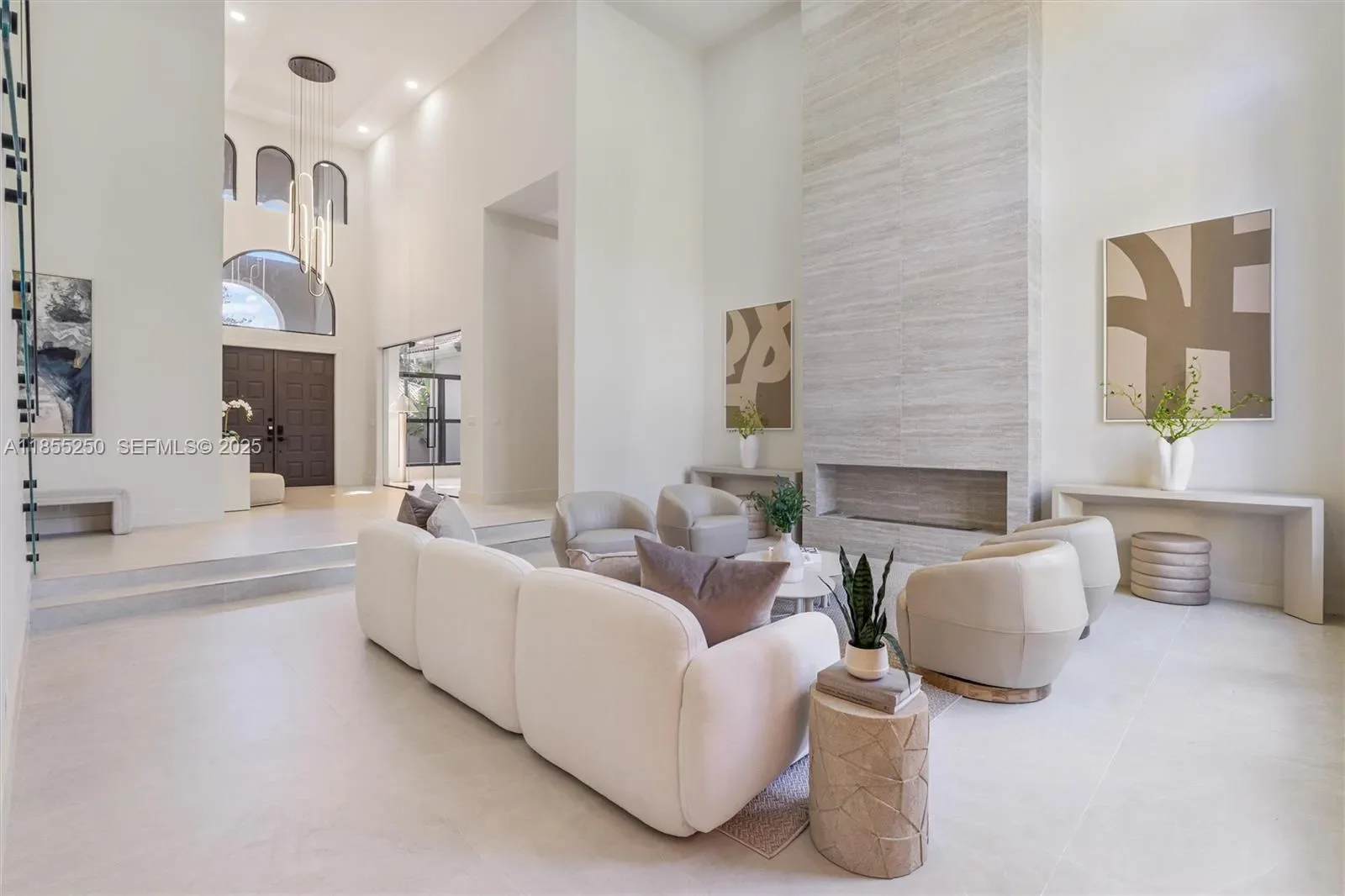 3303 W Stonebrook Cir, Davie, Florida, United States. - Photo 2