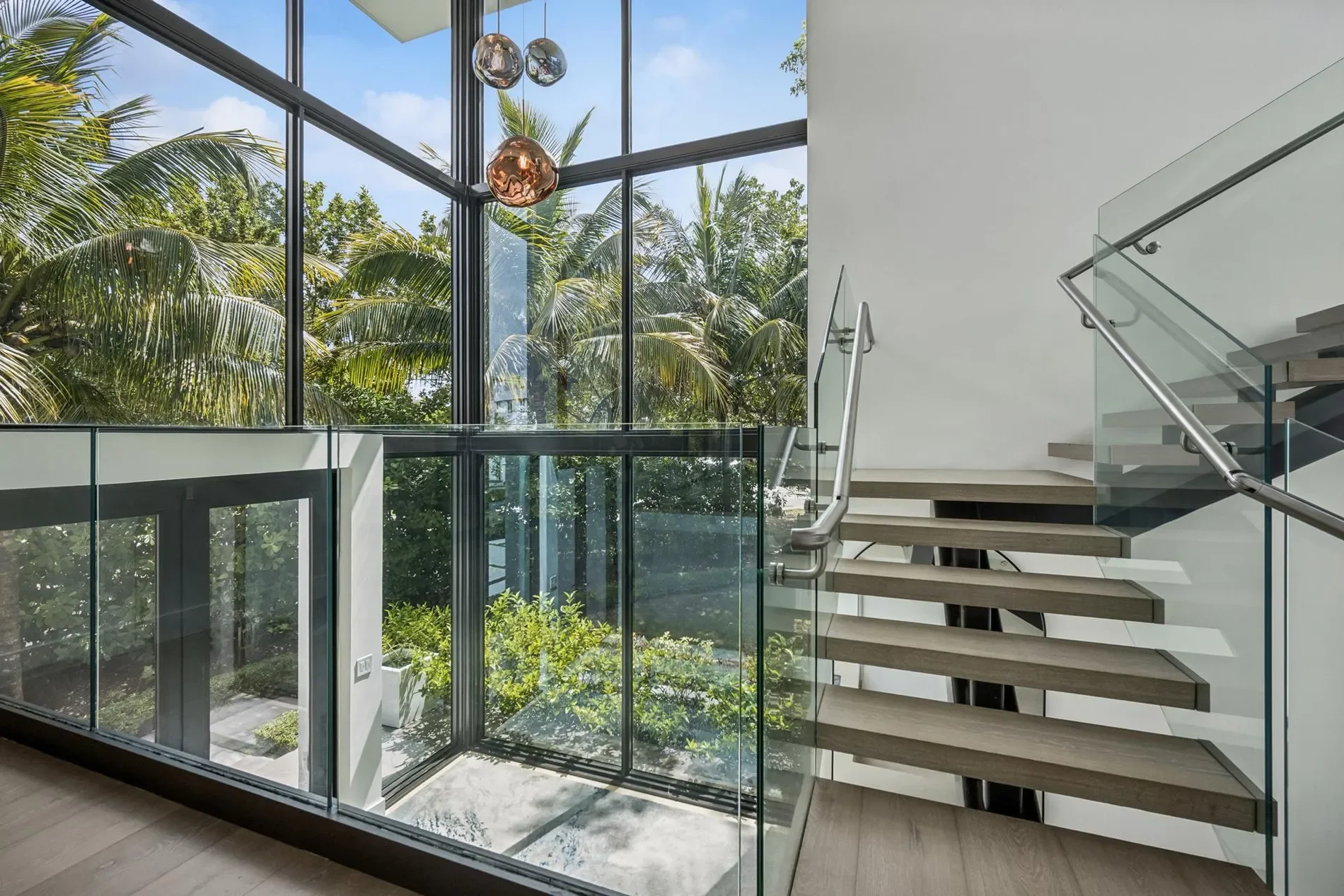 420 N Hibiscus Dr, Miami Beach, Florida, United States. - Photo 18