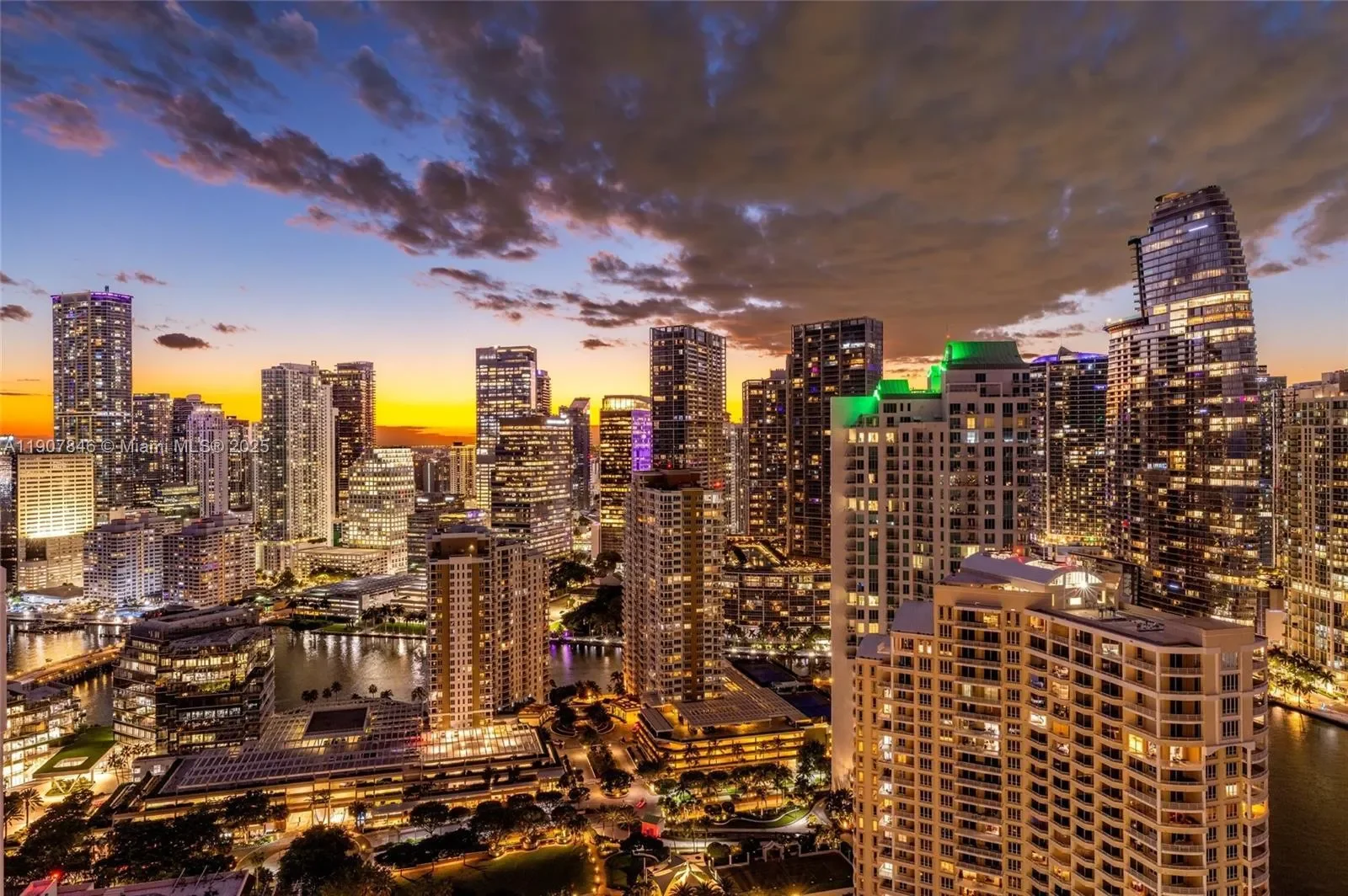 808 Brickell Key Dr 3901, Miami, Florida, United States. - Photo 49