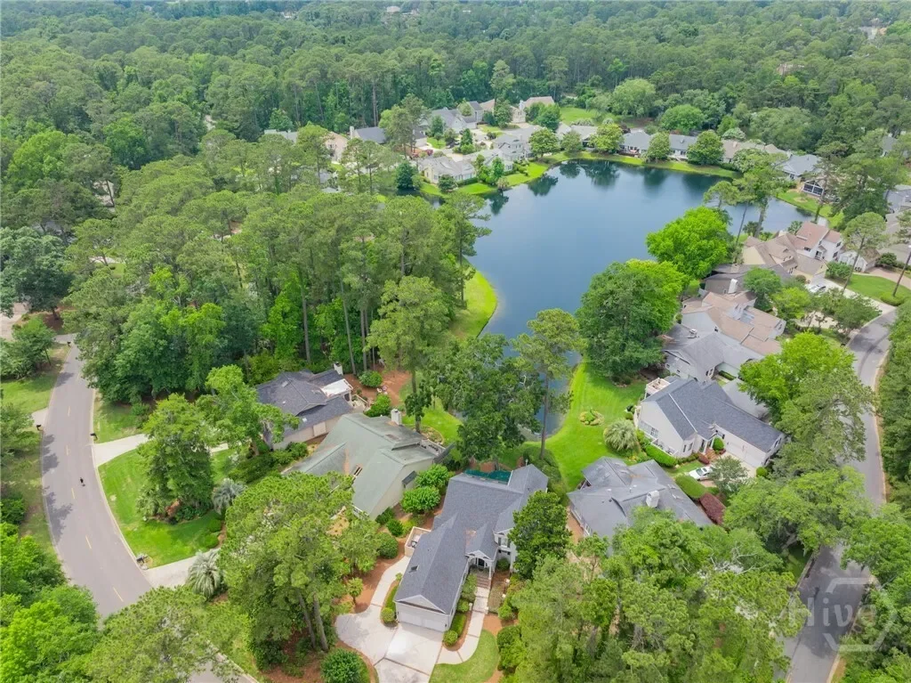 Single Family Residence in Savannah