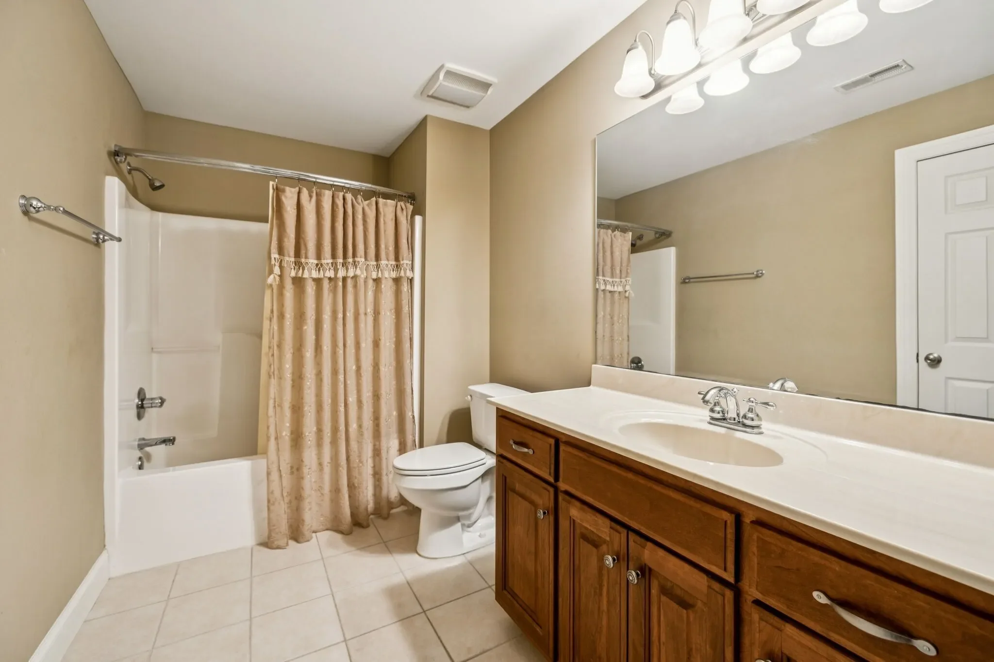 142 Heritage Circle, Manchester, TN 37355, Manchester, Tennessee, United States. - Photo 65