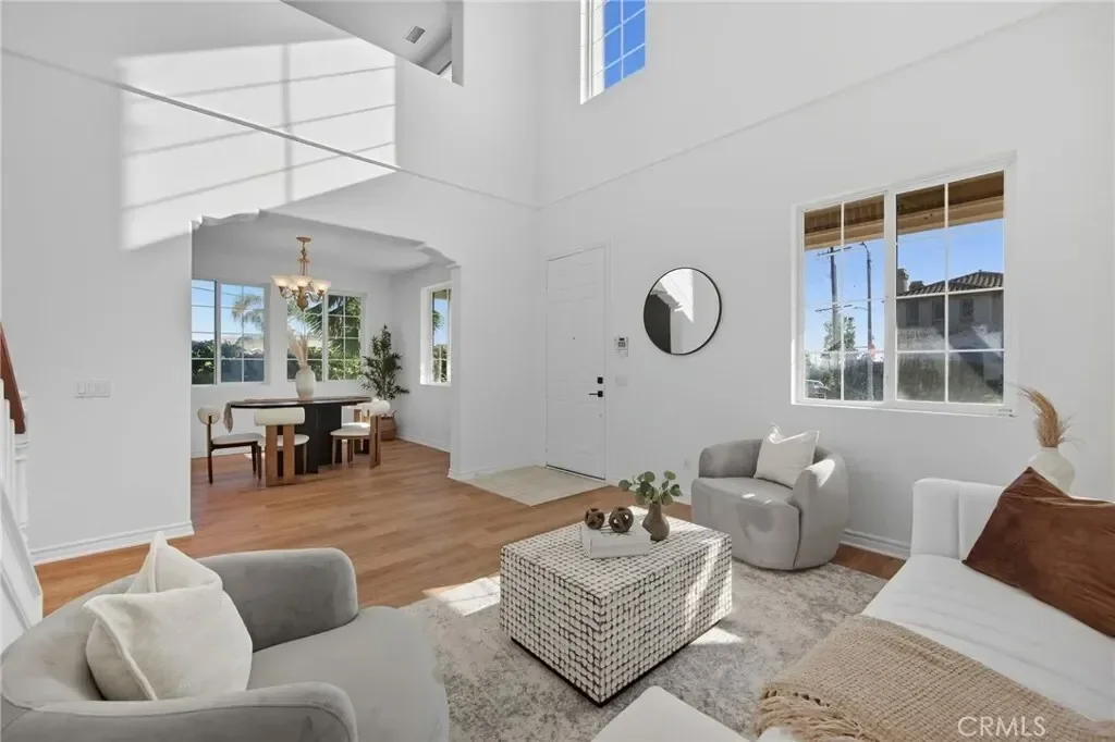 13346 Los Olivos Road, Los Angeles, California, United States. - Photo 4