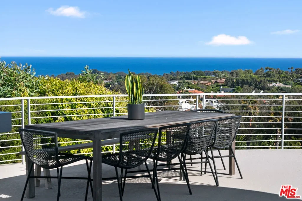 6375 Gayton Place, Malibu, California, United States. - Photo 40