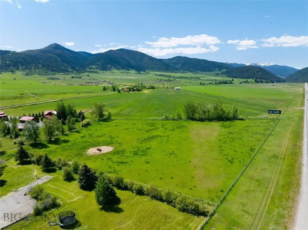 56 & 70 E Williams Road, Gallatin Gateway, Montana, United States. - Photo 25