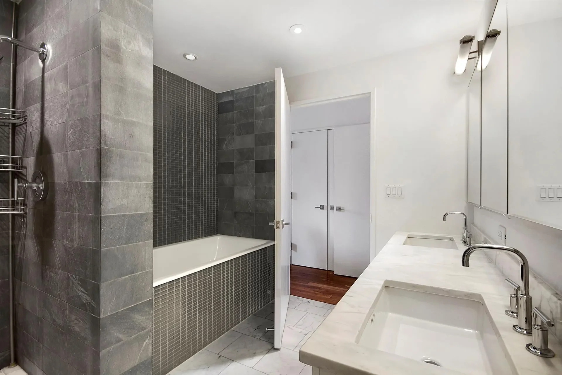 300 East 79Th Street, 300 E 79TH ST, New York, New York, United States. - Photo 3