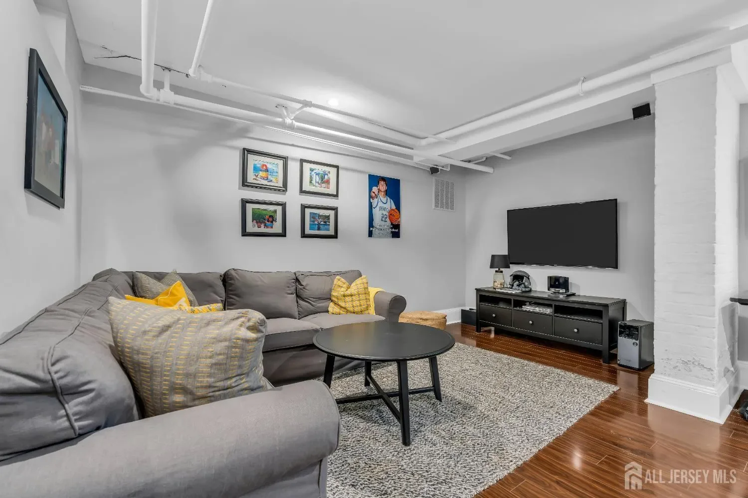 31 Oak Avenue, Metuchen, NJ 08840, Metuchen, New Jersey, United States. - Photo 45