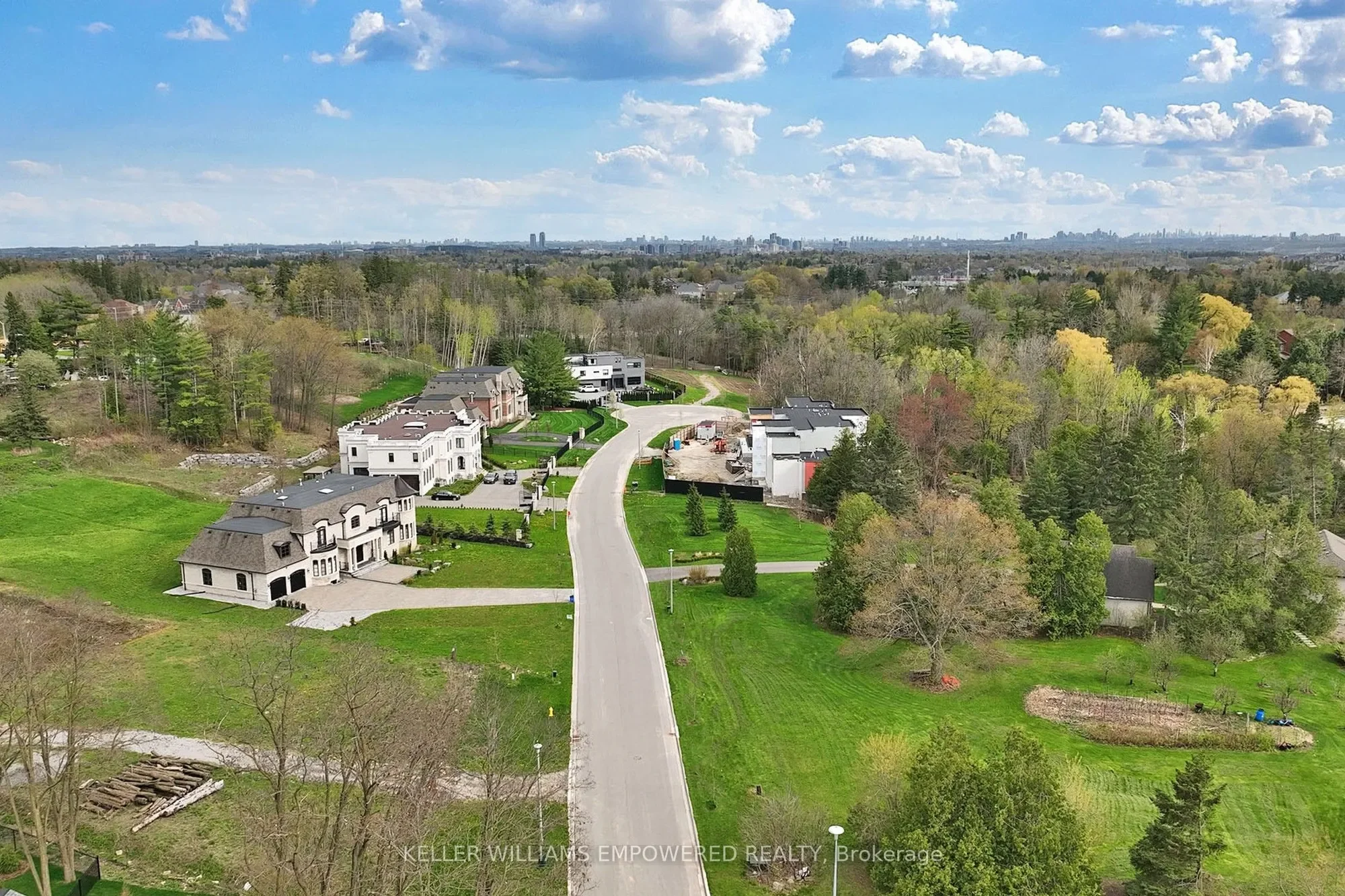 15 Honey Locust Court, Vaughan, ON L6A 1G2, Vaughan, Ontario, Canada. - Photo 3