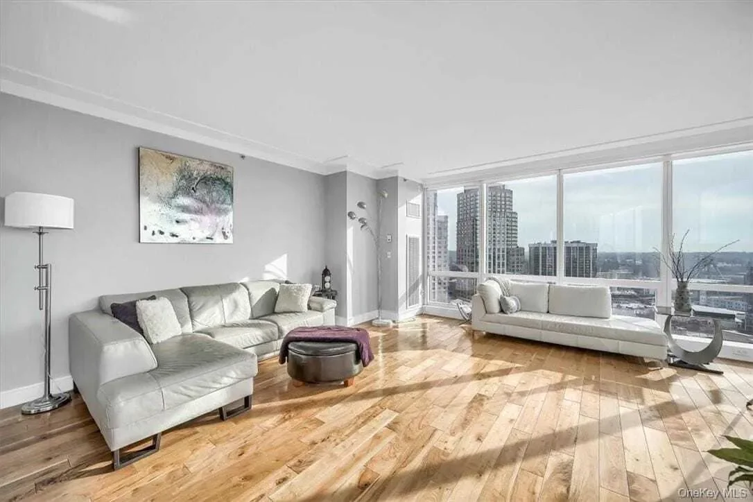 1 Renaissance Square, #20C, White Plains, NY, 10601, USA, White Plains, New York, United States. - Photo 10