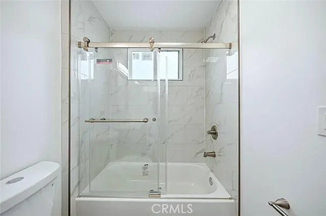 300 E 25th, Los Angeles, CA 90011, Los Angeles, California, United States. - Photo 6