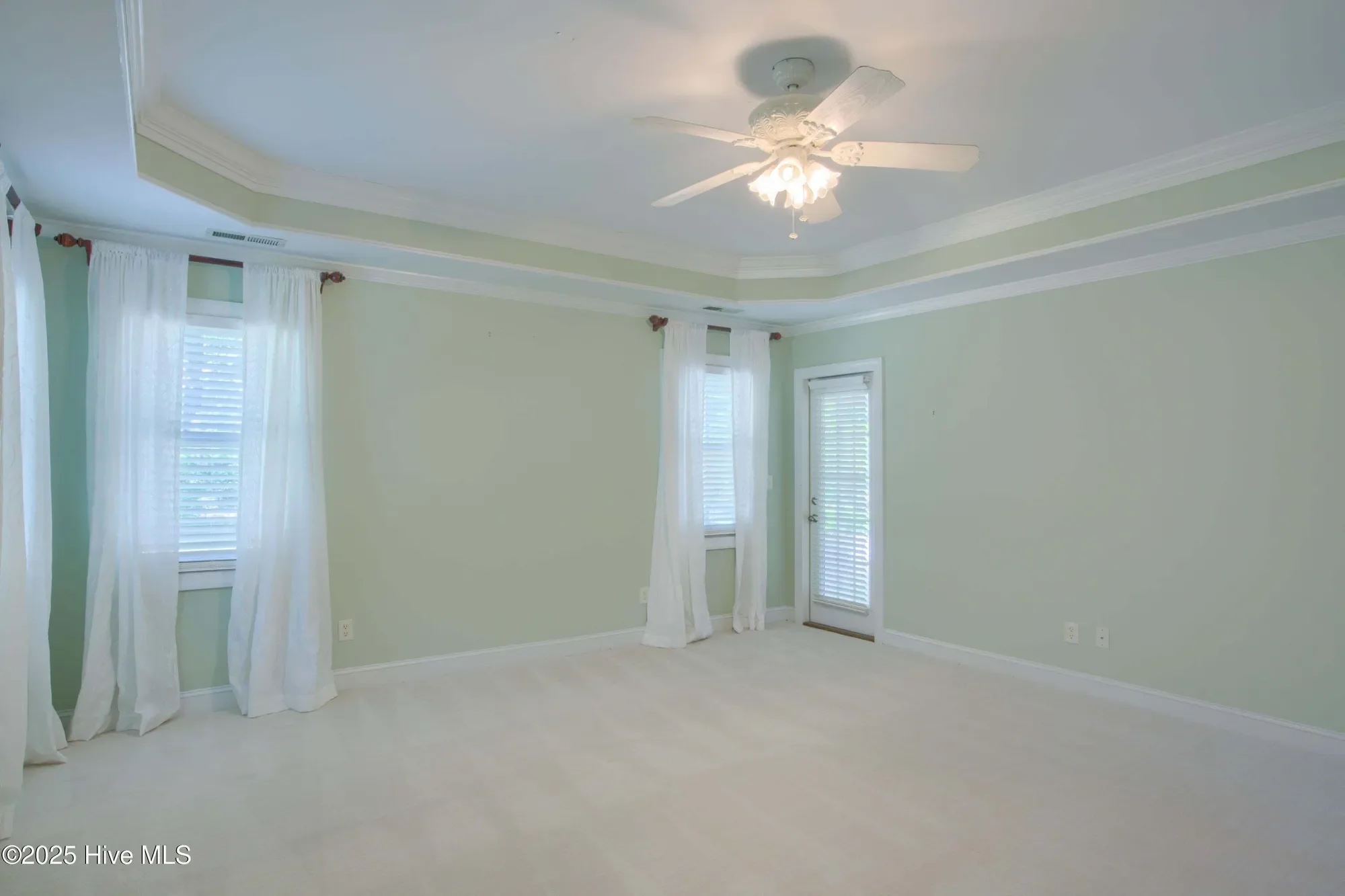 Gallery photo 6