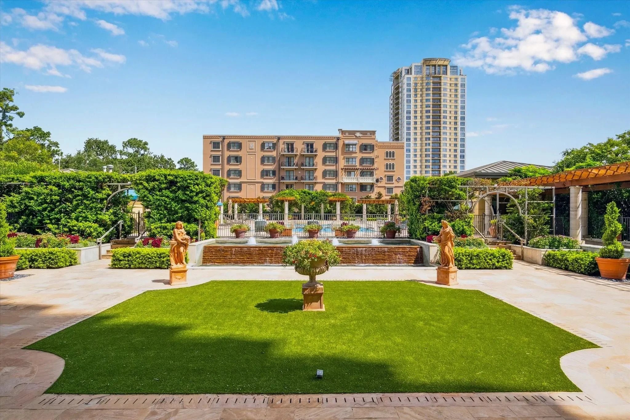 1100 Uptown Park Boulevard 102, Houston, Texas, United States. - Photo 24